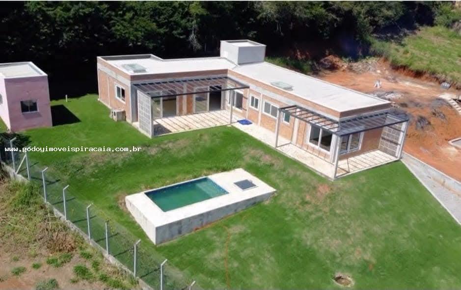 Casa de Condomínio à venda, 1500m² - Foto 1